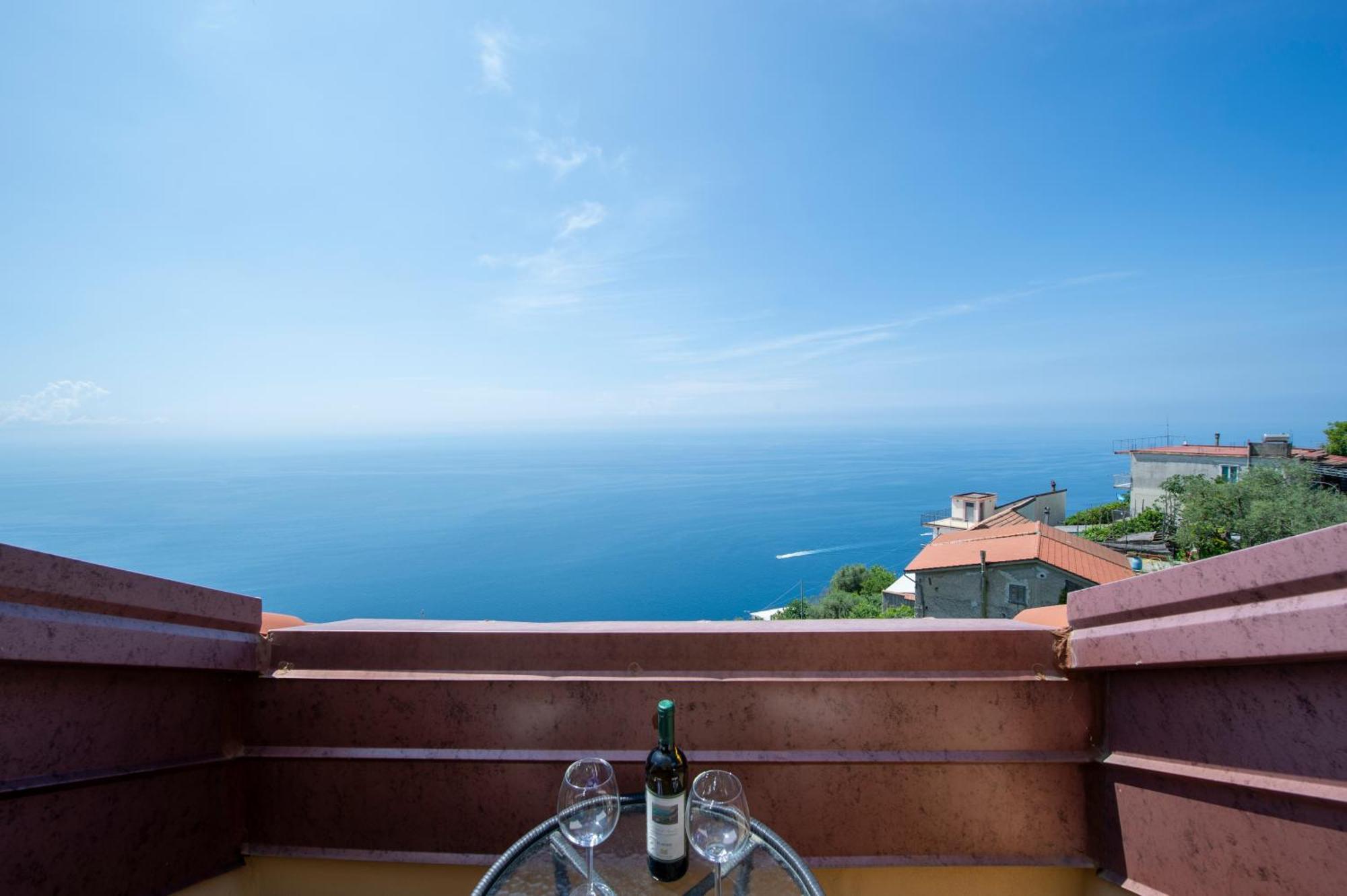 Solaria Bed and Breakfast Amalfi Exteriör bild